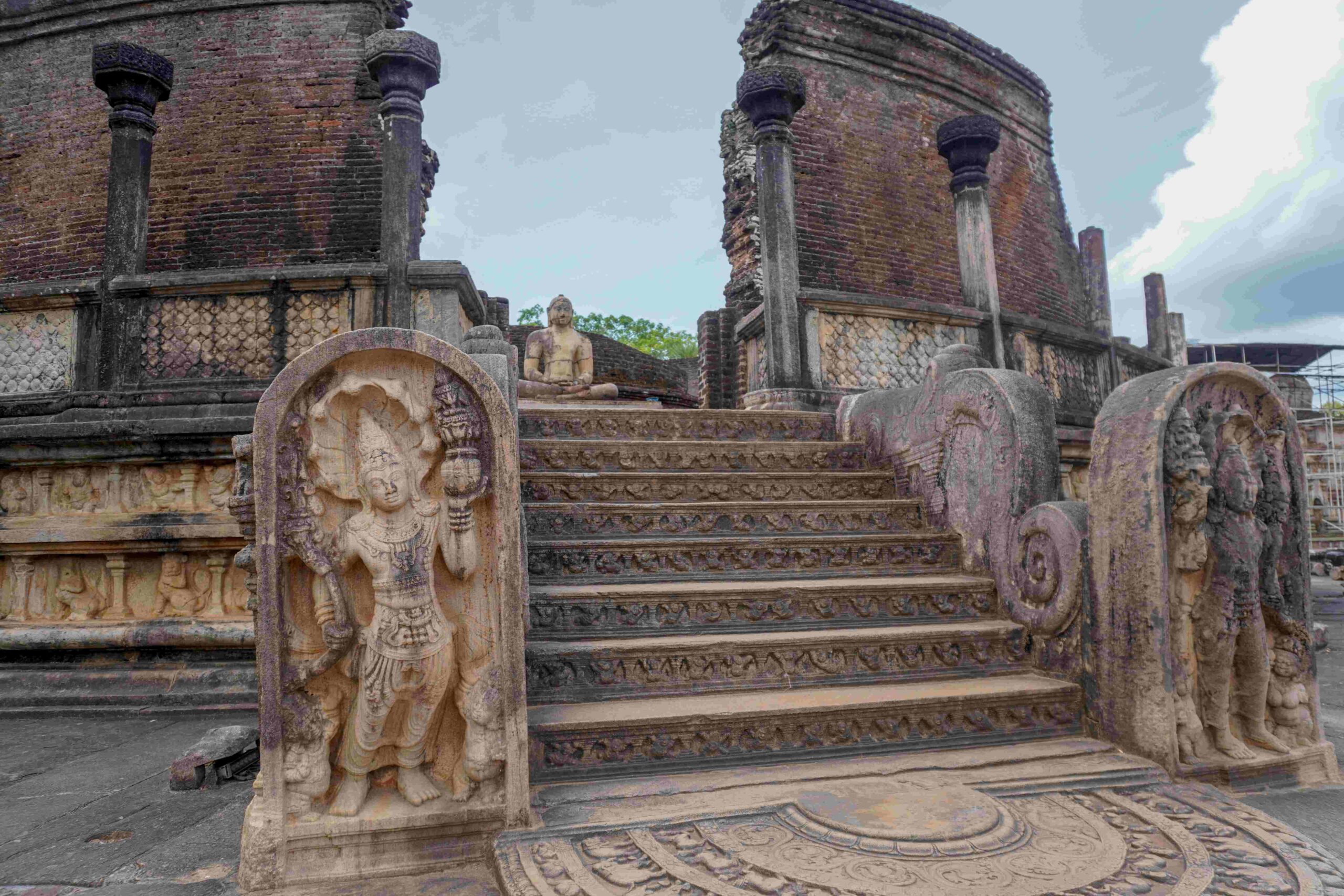 Polonnaruwa Ruins: A Walk Through the Ancient Kingdom