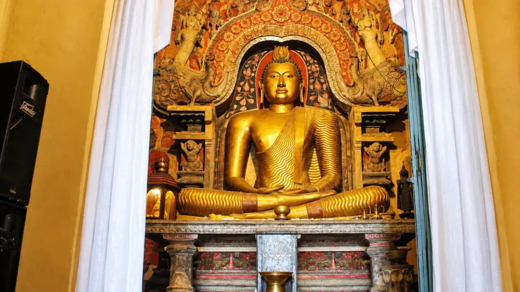 Gadaladeniya 05