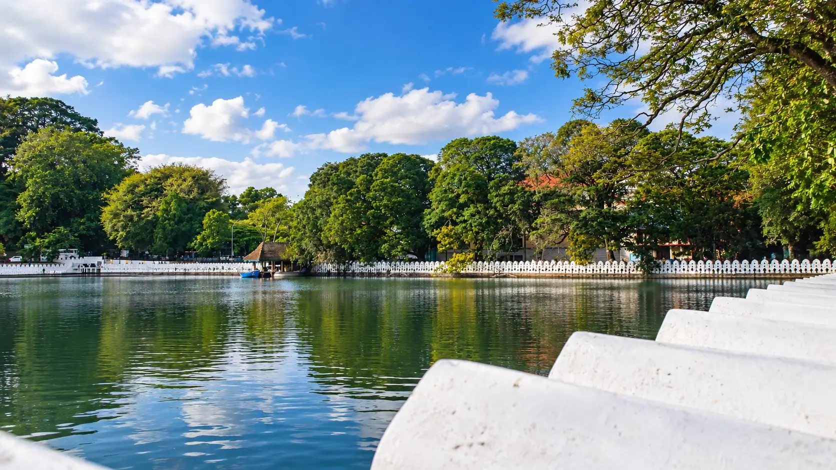 Kandy Lake Round 02