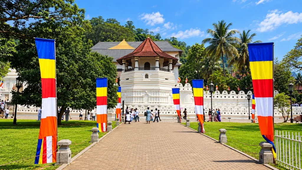 Temple of the Tooth 05